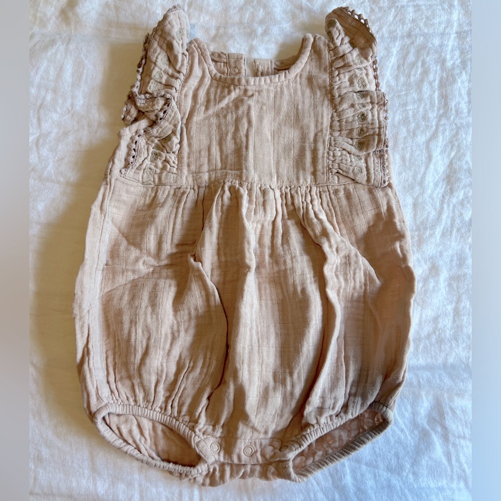 Jamie Kay Rose Dust Stella playsuit 3Y muslin EUC